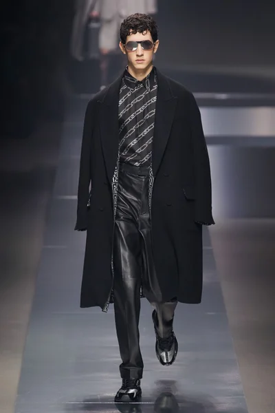 Look 33